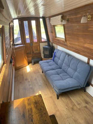 64' Trad, Lister Engine, Double Glazed