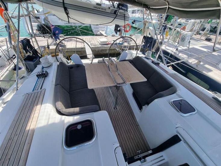 2012 Hanse 445