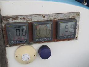 Westerly Berwick Ketch Rig - Cockpit Instruments