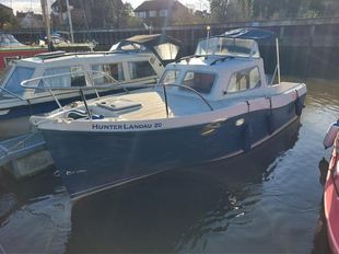 Hunter Landau 20 (available)