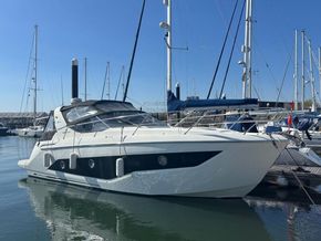 Cranchi Z35  - Main Photo