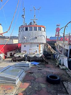 Trawler for Completion