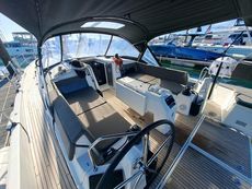 2022 Jeanneau Sun Odyssey 490