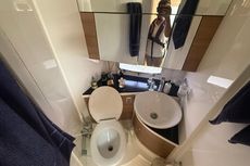 2008 Sealine SC38