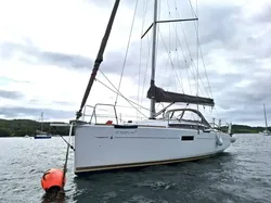 2015 Jeanneau Sun Odyssey 349