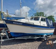 Hardy Bosun 20 (2000) with trailer
