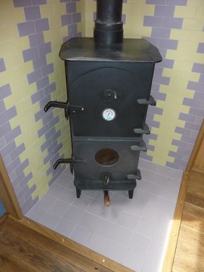 Solid Fuel Stove with Oven