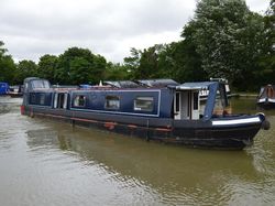 COMFORTABLY NUMB • 50ft 4in, Cruiser stern, 2+2 Berth