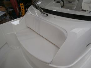 Bow seating