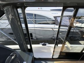 2025 Bavaria R40 Coupe 15