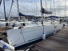 2010 Beneteau Oceanis 37