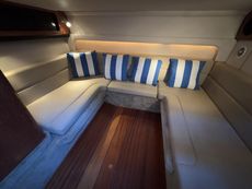 2009 Crownline 340 CR