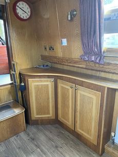 &lsquo;Kookaburra Dreaming&rsquo; narrowboat