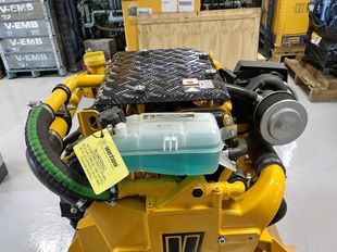 New Old Stock Vetus VF4.140 140hp Marine Diesel Engine & Gearbox