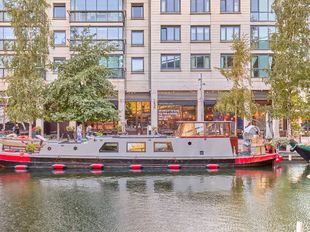Traditional Dutch Barge in Central London