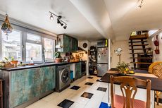 Idyllic Spacious Houseboat &ndash; Swan Island &ndash; Full Residential Mooring