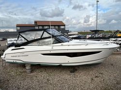 2020 Parker 850 Voyager