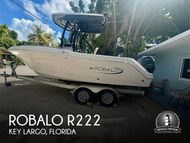 2021 Robalo R222