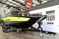2021 Mastercraft XT22 Surf Wake Boat