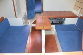 Cornish Crabber 22  - Interior