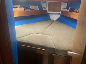 V Berth