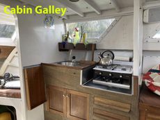 Hartley 27 Cabin Cruiser