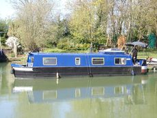 Peaceful Warrior 34ft 1985 2 berth cruiser stern narrowboat