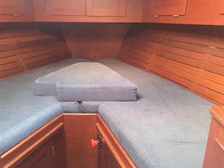 1982 Hallberg-Rassy 42 KETCH