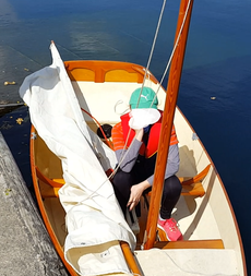 Sailing Dinghy 9'4