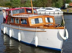 1949 Classic Motor Cruiser