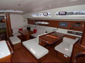 Beneteau Oceanis 58  - Saloon