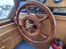 1975 Classic Motor Cruiser 