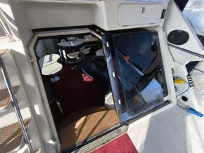 Wellcraft San Remo  - Companionway