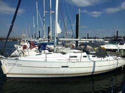 2004 Beneteau Oceanis Clipper 323