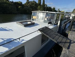 Forward Deck