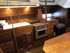 Sweden 34 gorgeous cruising yacht  only  £49500 just reduced