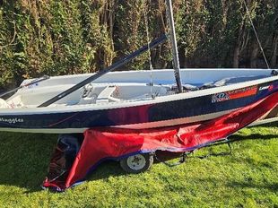 Laser 2000 sail number 2385