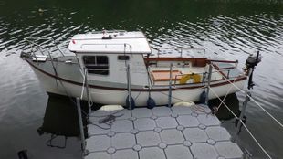 2005 Fishing Boat 21