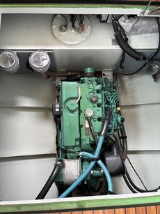 Linssen 33.9