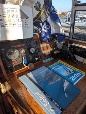 Pilot helm Nav table, Navionics, Radar, handheld VHF,