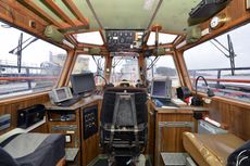 Pilot boat 727. 