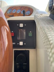 Sealine F37 2001