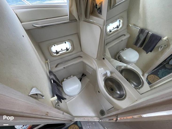 1995 Bayliner 3255 Avanti