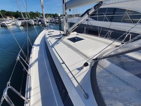 2025 Bavaria C42 8