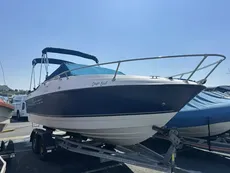 2009 Bayliner 195 Discovery