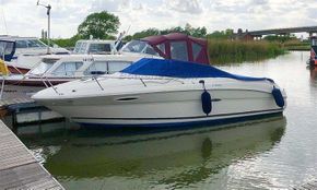 Sea Ray 215 Weekender  - Exterior