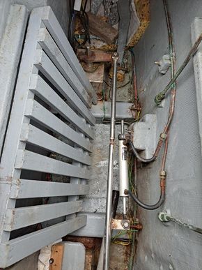 Lazarette steering gear access