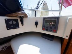 1989 LM 30