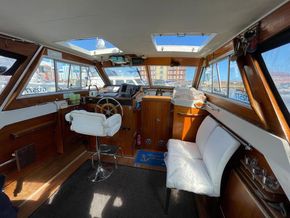 9106082 20231027045158660 1 XLARGE