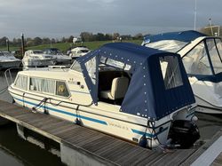 Viking 23 new hood, recent new engine, everything working